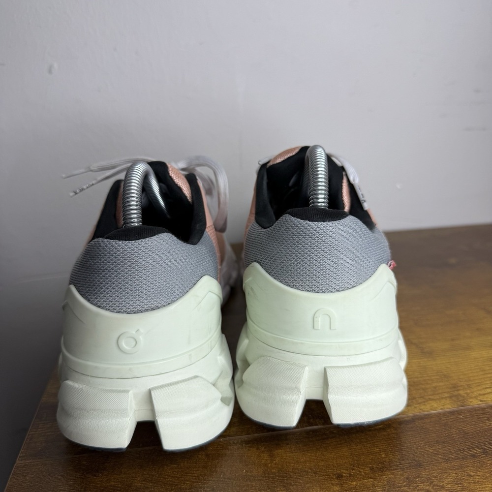 On Cloud Cloudflyer 4 Running Shoes Women's Size 10 Peach - Picture 5 of 8
